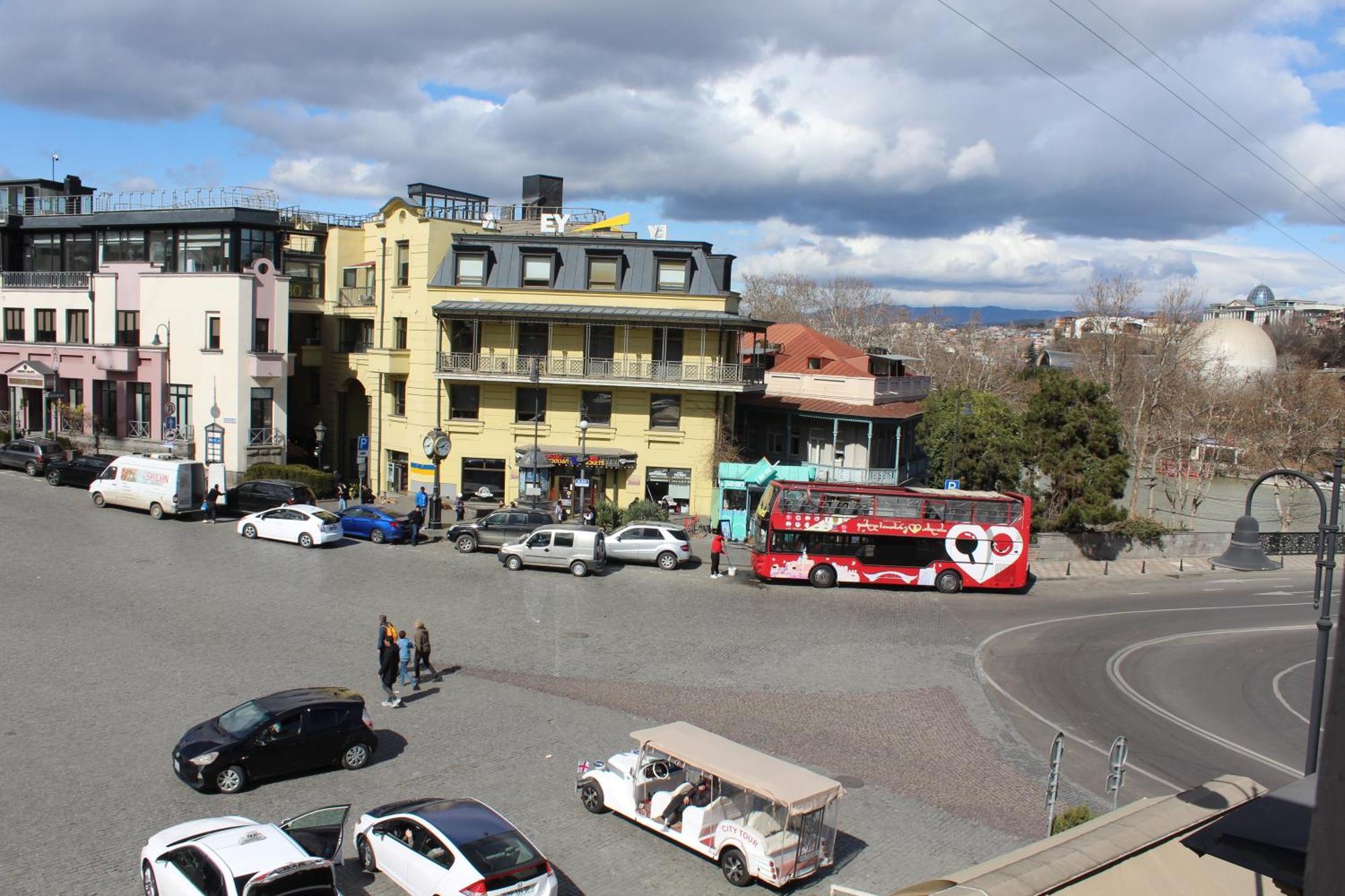 Meidan Inn Tiflis Exterior foto