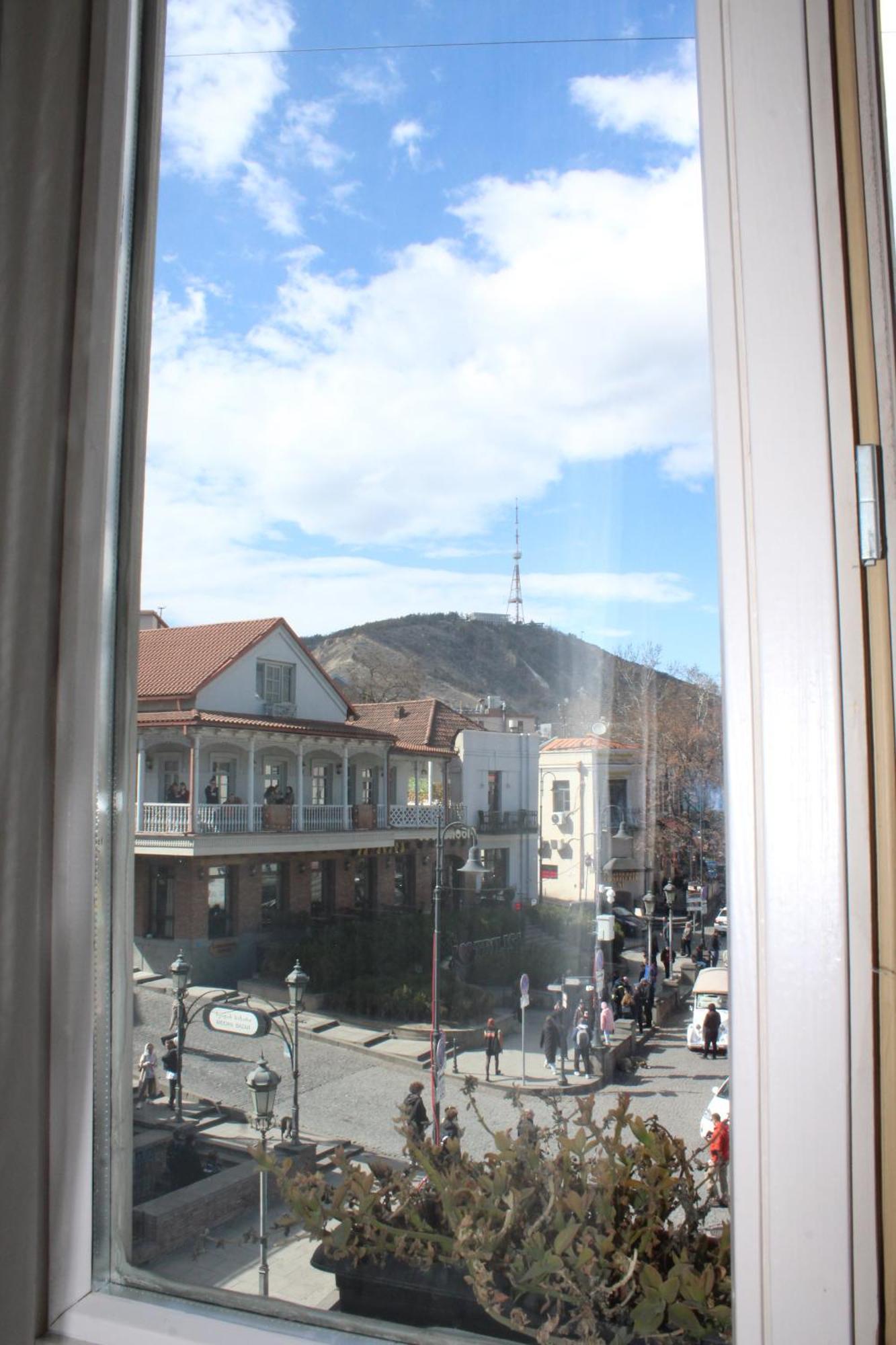 Meidan Inn Tiflis Exterior foto