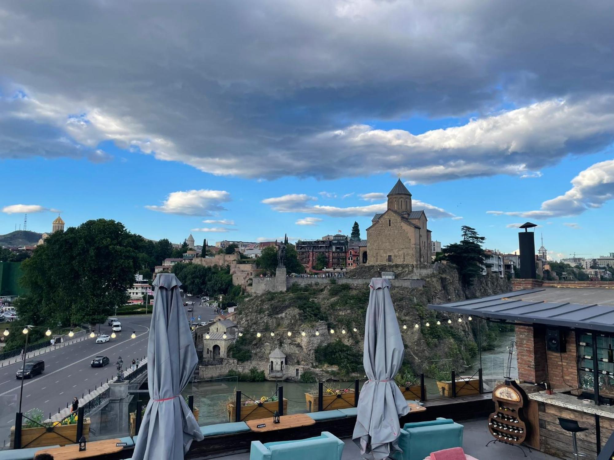 Meidan Inn Tiflis Exterior foto
